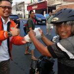 Kosgoro 1957 Turun Langsung, Jumat Berbagi Golkar Purwakarta Hangatkan Silaturahmi dengan Warga