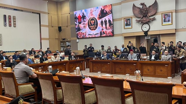 rapat-di-komisi-iii-anggidetikcom-1790821767197_169